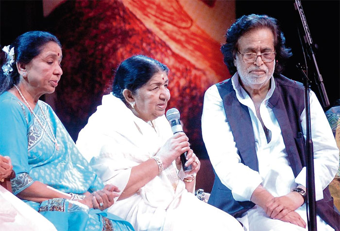 दीनानाथांच्या दोघी